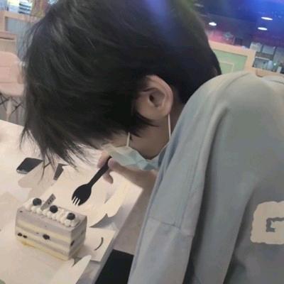 零逸辰