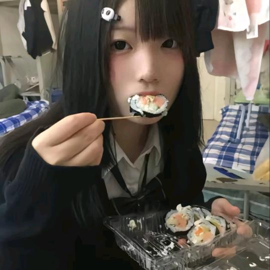 墨墨.小鱼干