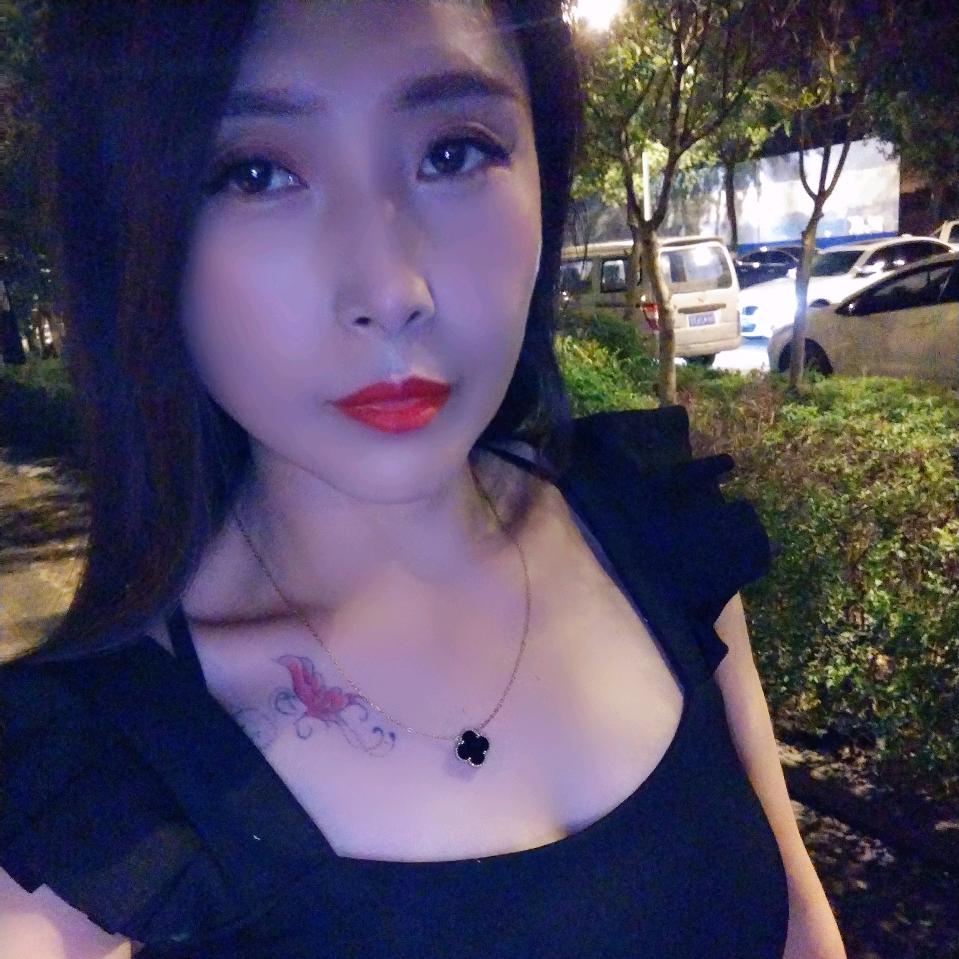 @玲