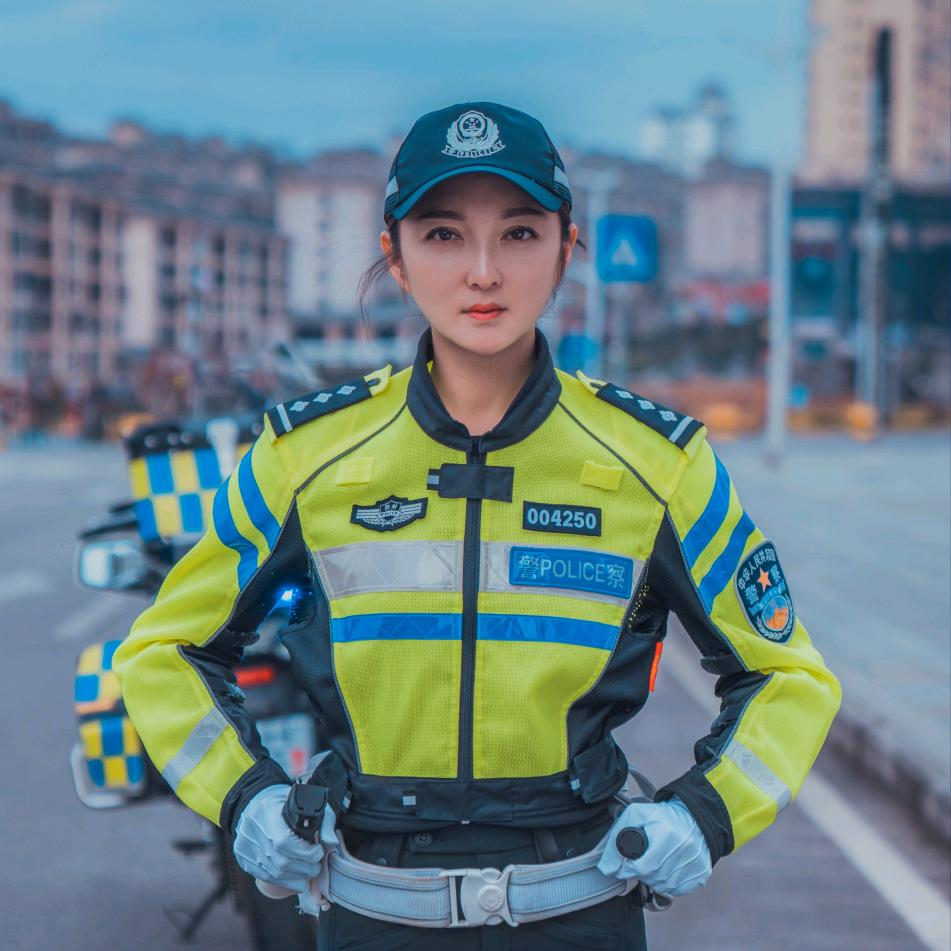 小佳警官