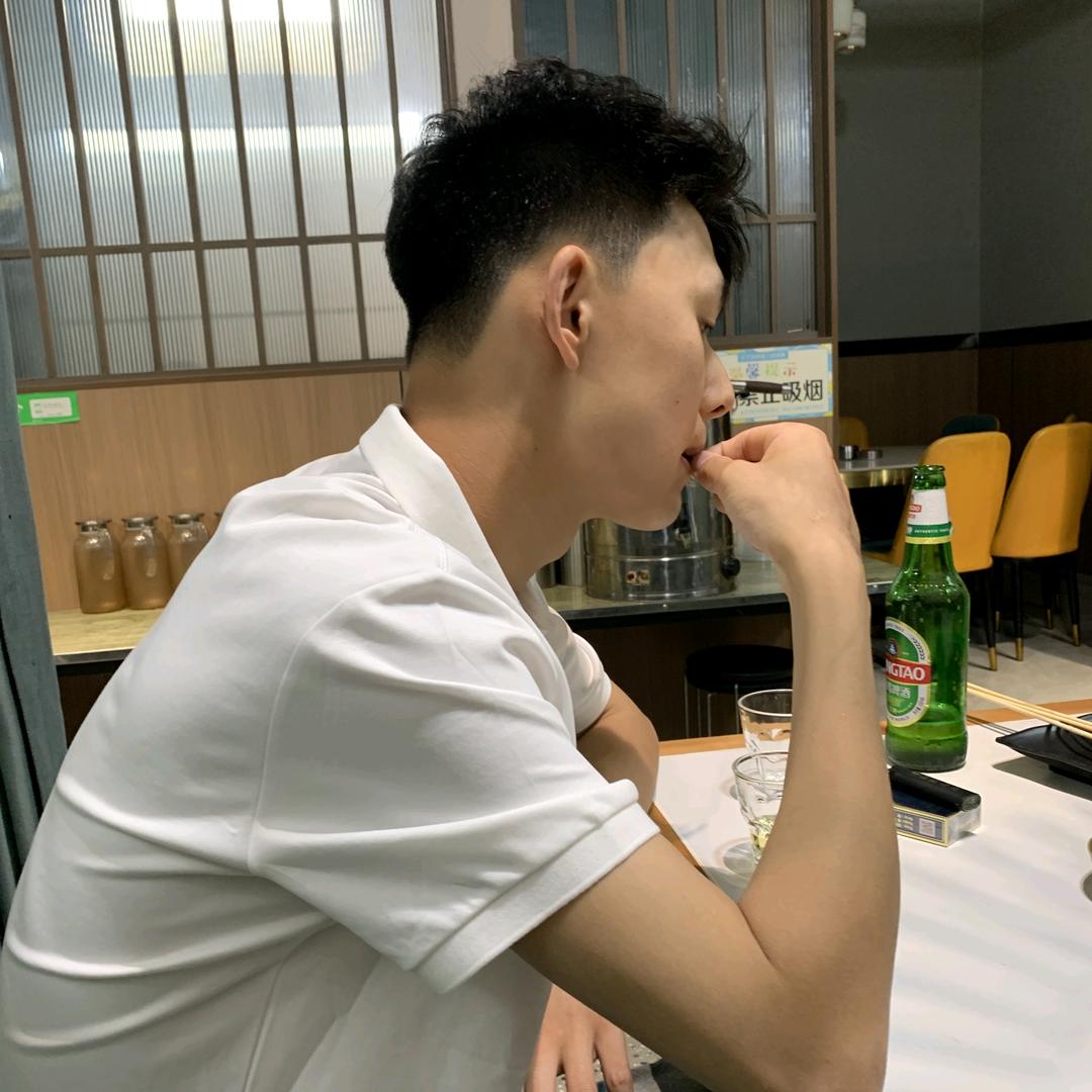 飞飞炸鸡馍(创始人)