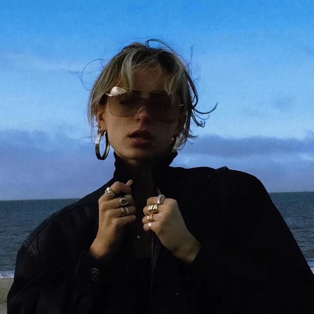 𝓐𝓼𝓽𝓻𝓪