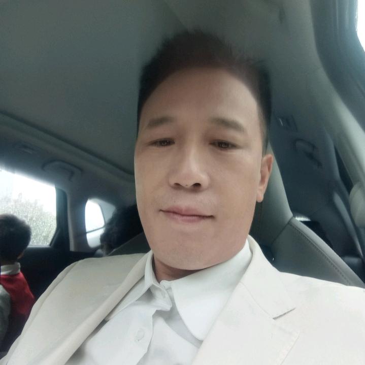 🚬ಇ᭄，杯中烈酒尽人生