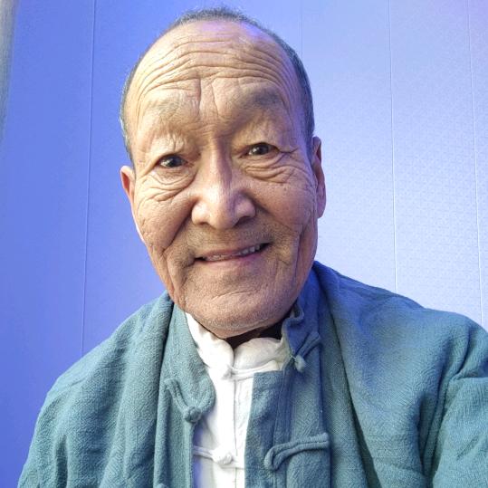 老亢