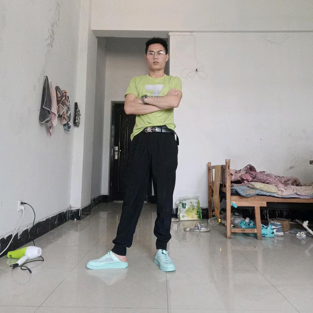 长不大的小男孩