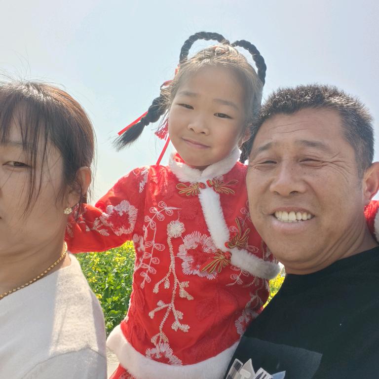 王家三哥三嫂