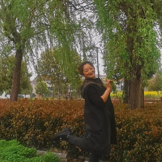 苏红（新安北郊社区大鼓队）