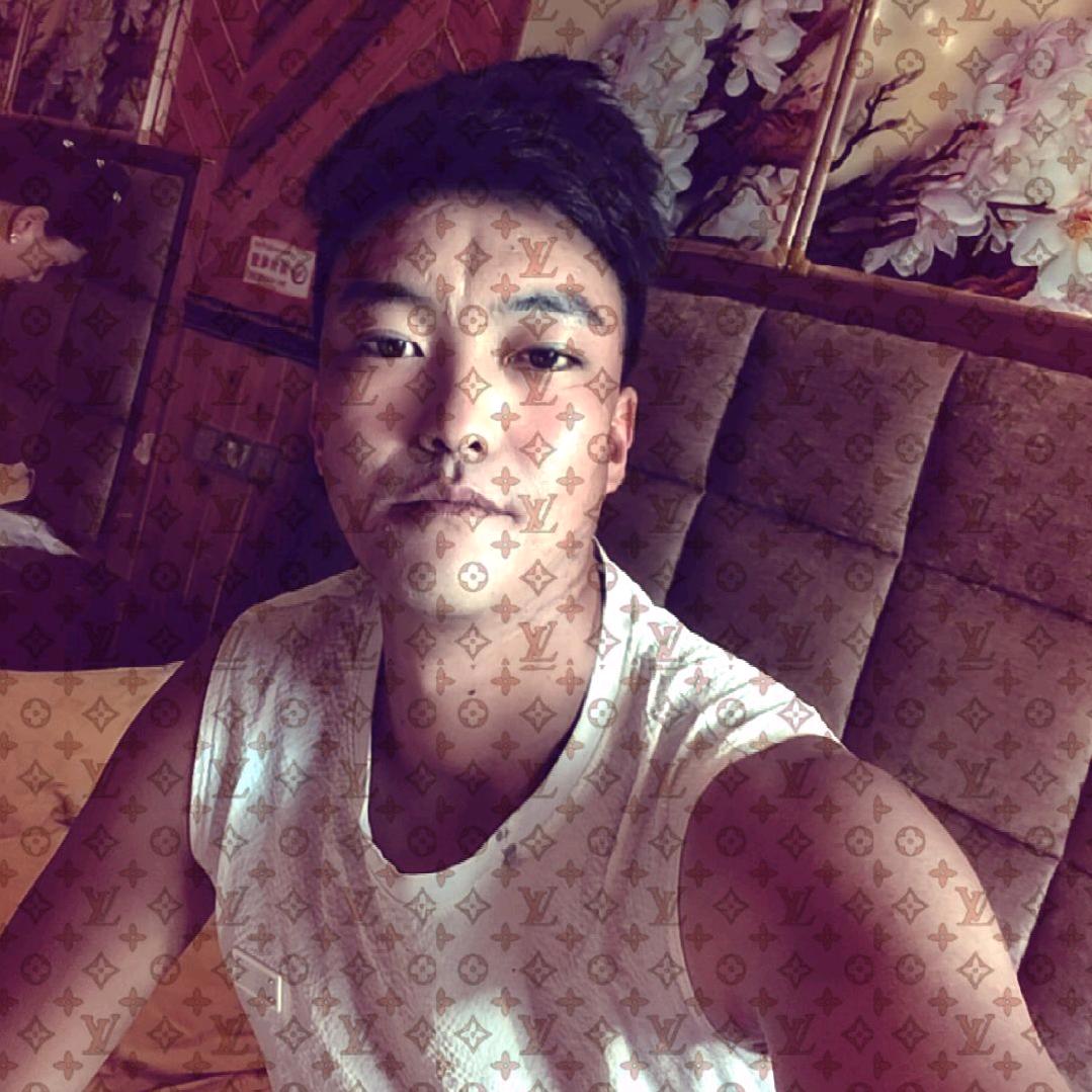 爱你1万年😘