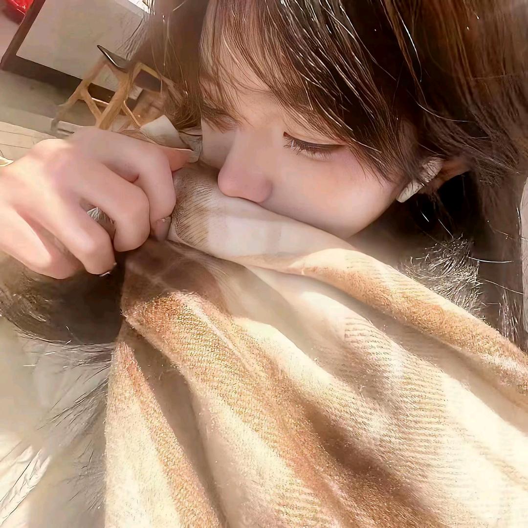 申晴-