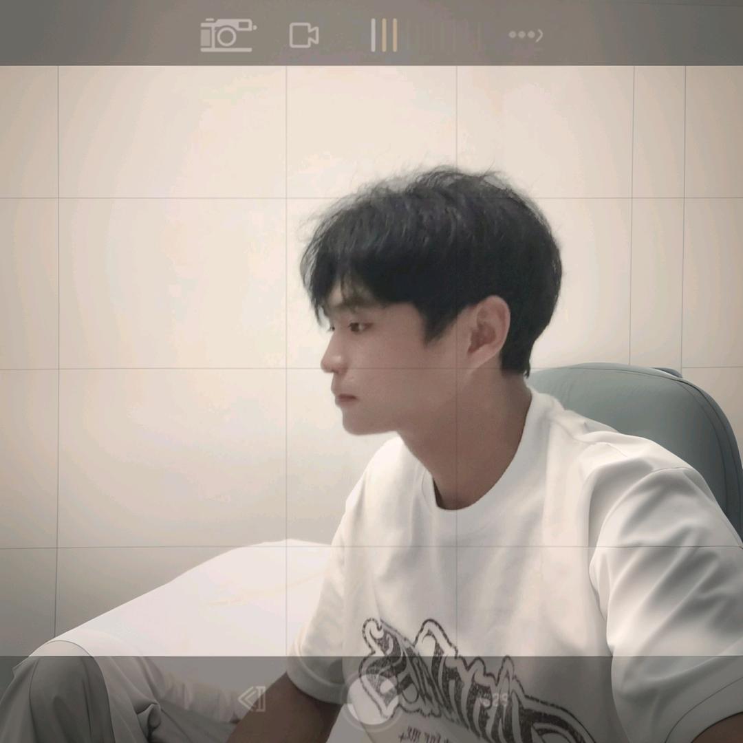 云P   光伏 闰哥