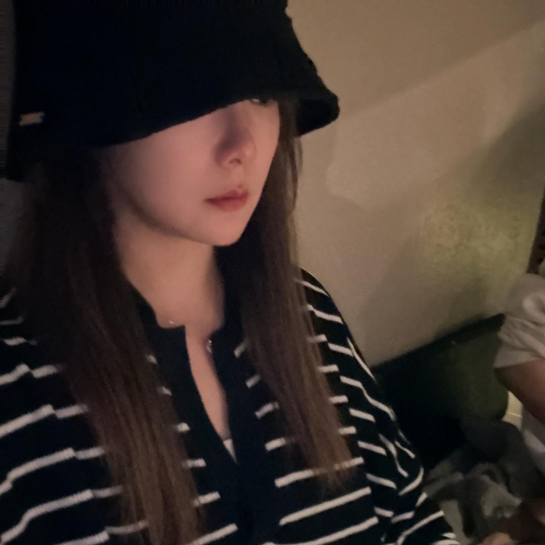 。    蕊蕊