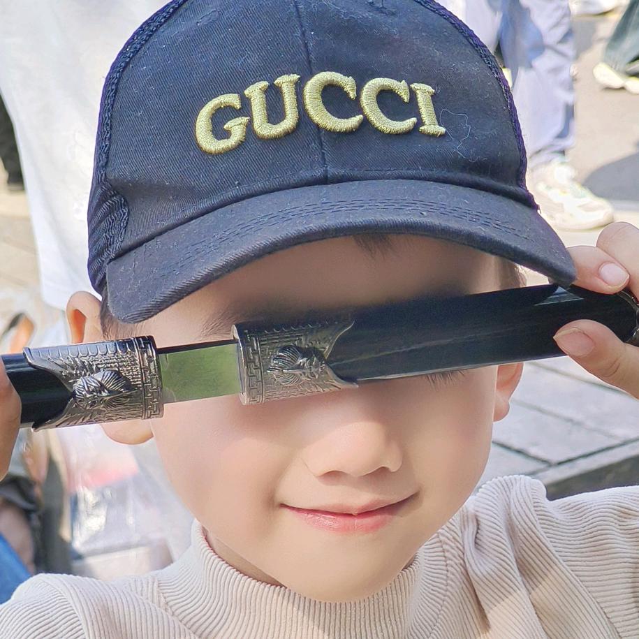 枕边故事广播站