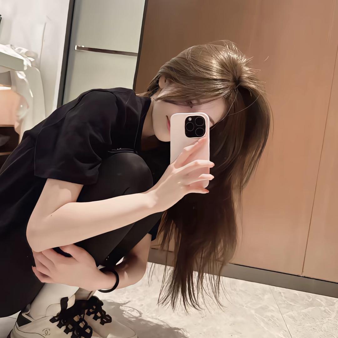 女主