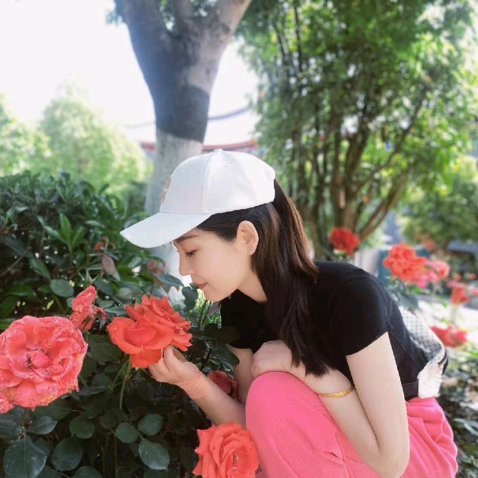 宜都她图店张菲