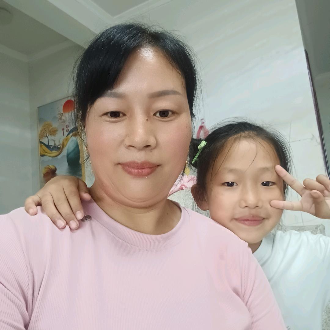 李华