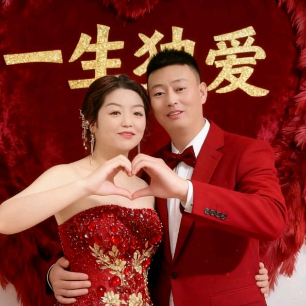 小胖妹👸👸🎤🎶🎶🎵