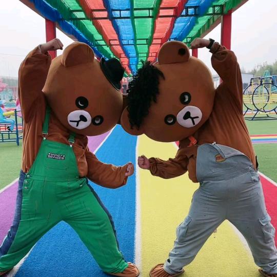 捣蛋熊🐻赵开心