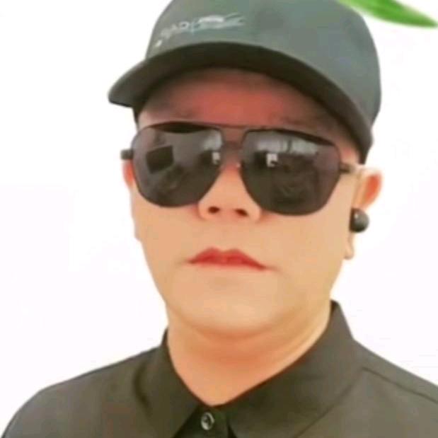 撞个好运装个逼！顿顿卤鹅，烤鸭和烧鸡