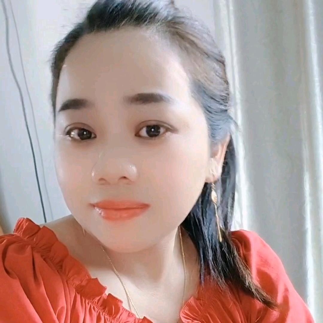 76年12月26龙妹🐉