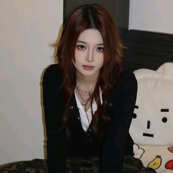 亮彤女装供应链