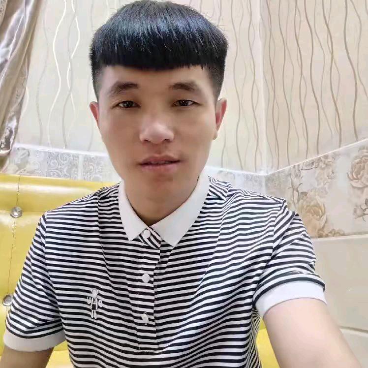 小王的挖机生活
