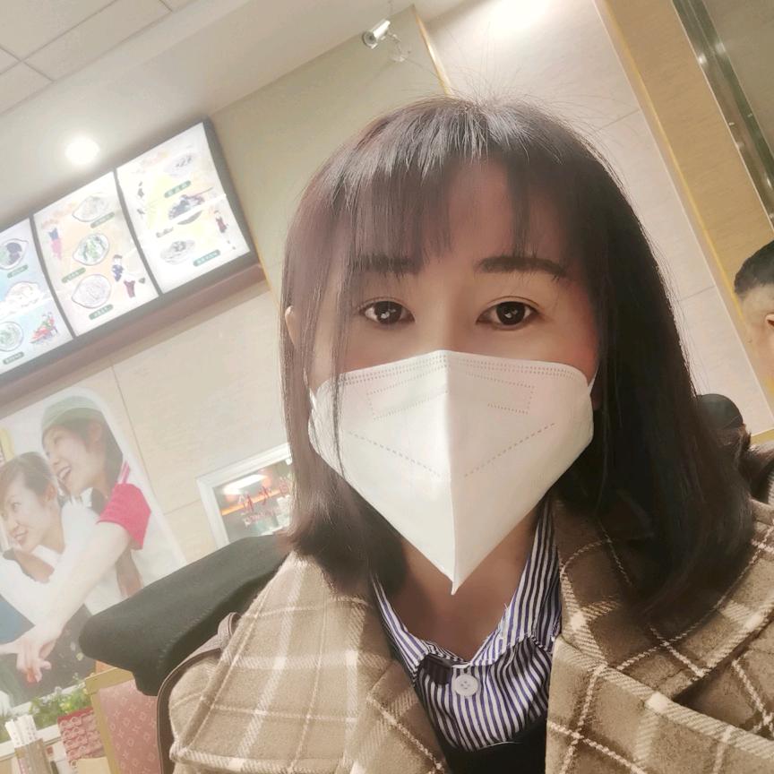 爱磕糖的喵
