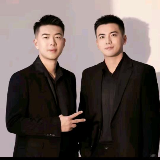 虎牙兄弟服饰官舰店