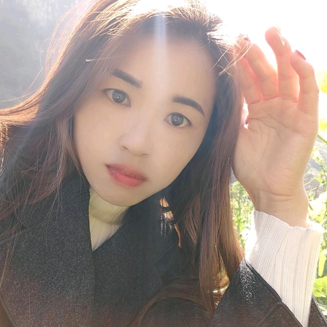 💞笑而᭄不语💞