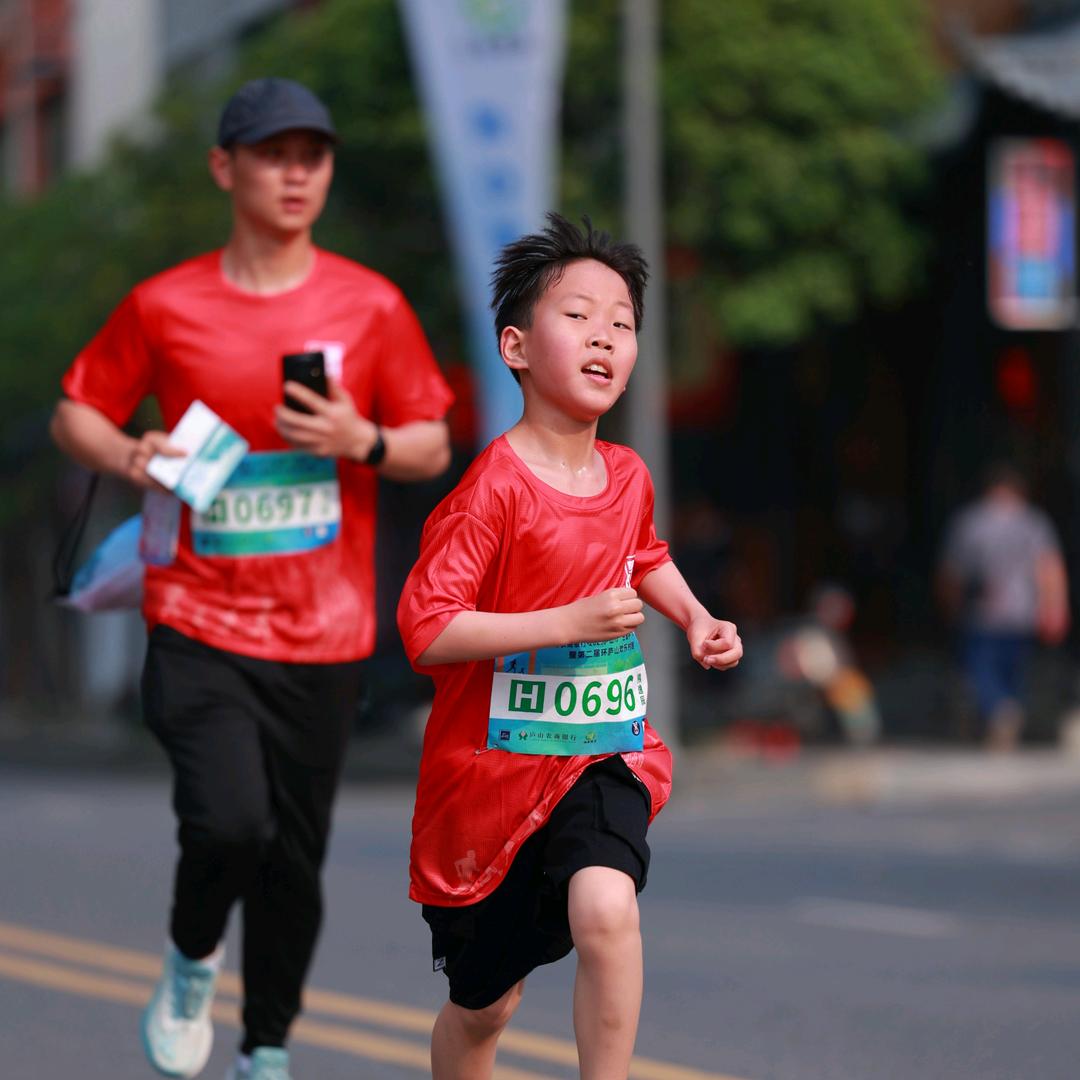 熊跑跑