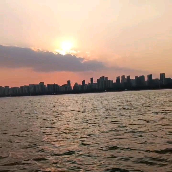 一路๓ ້有你