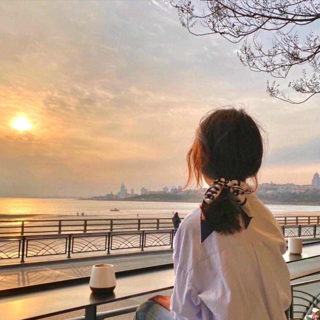林清轩美容顾问-静静