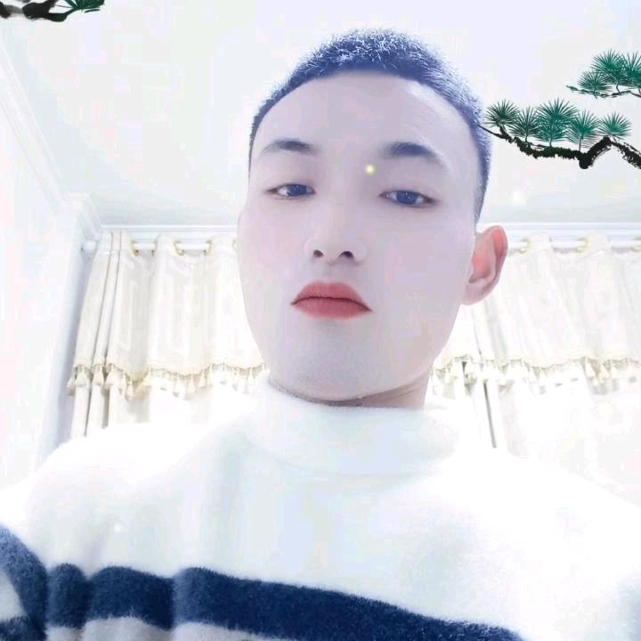 徐峰。