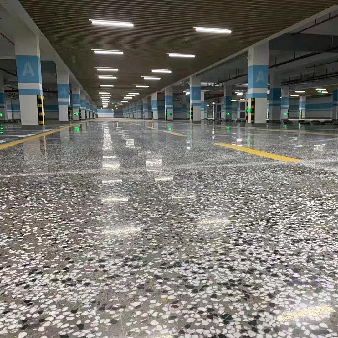 重庆熙创地坪   黄远