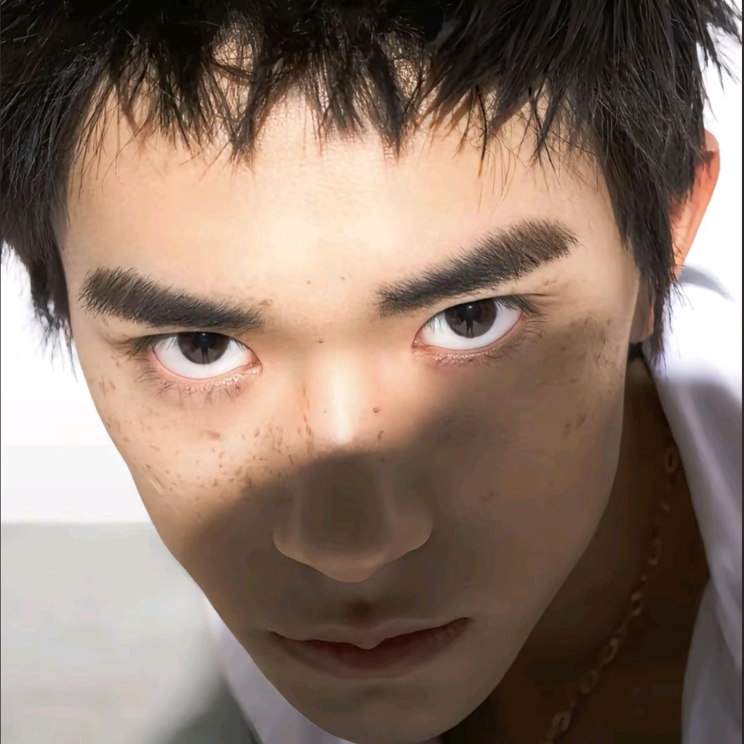 阳..
