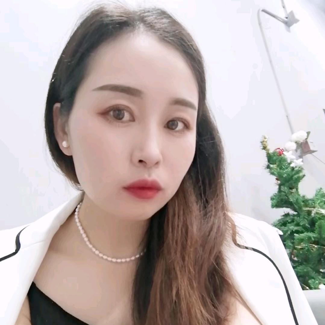 ྀི金囍莲莲🌊🐳王老师