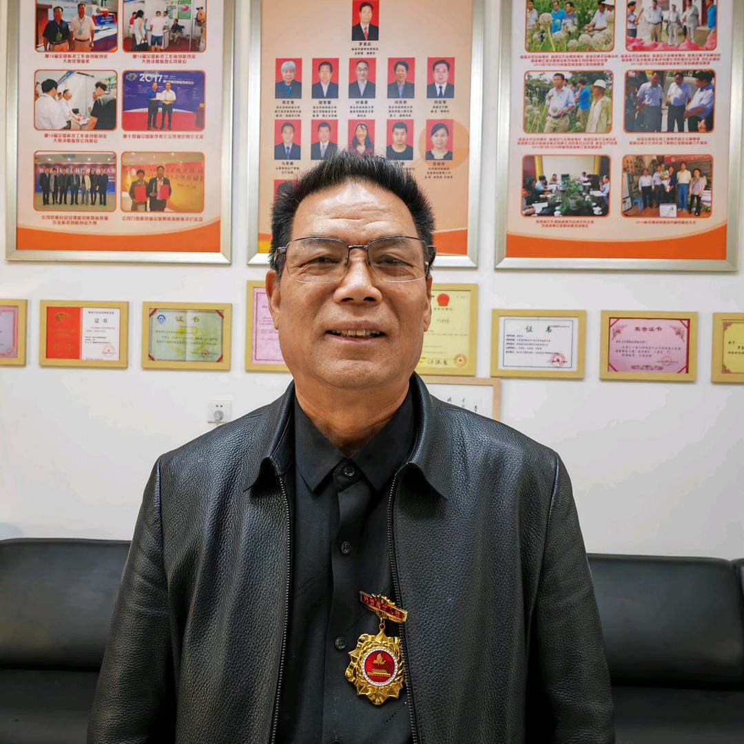 罗恩厚：