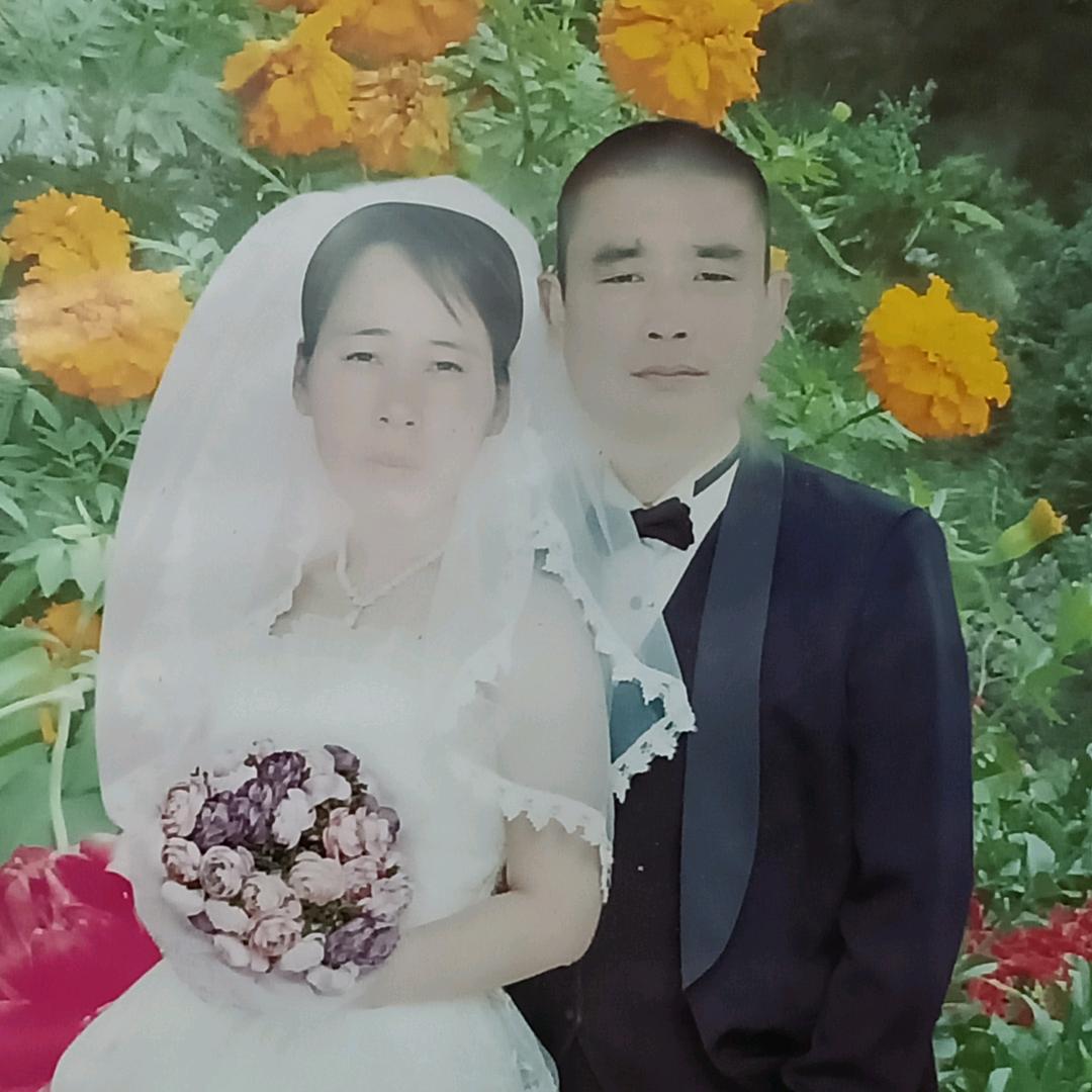 我和老公16年前拍的婚纱