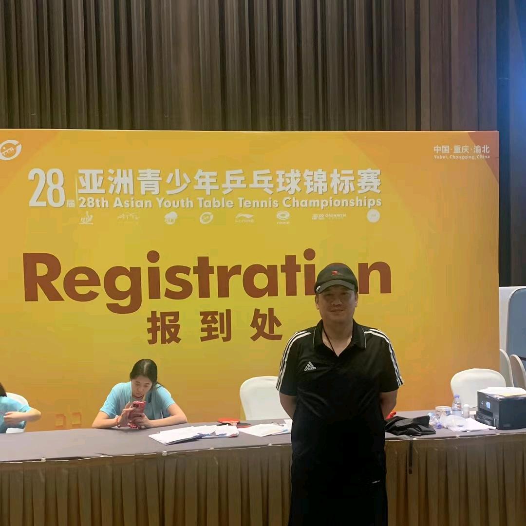 新西兰🇳🇿北京🇨🇳 查尔斯-金