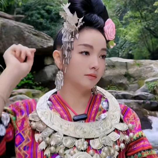 九妹-在农村