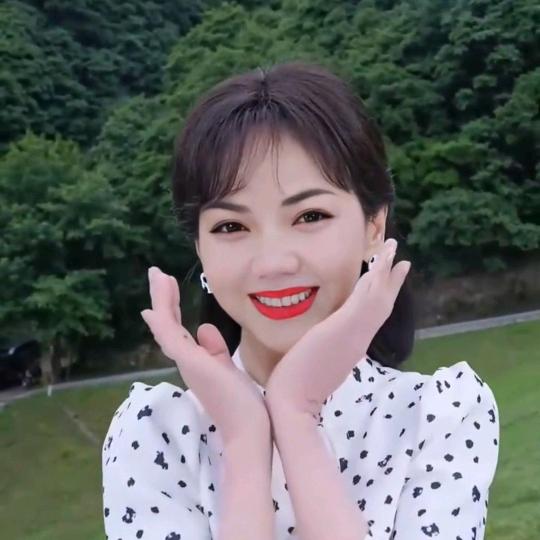 君子兰（拒绝聊天）