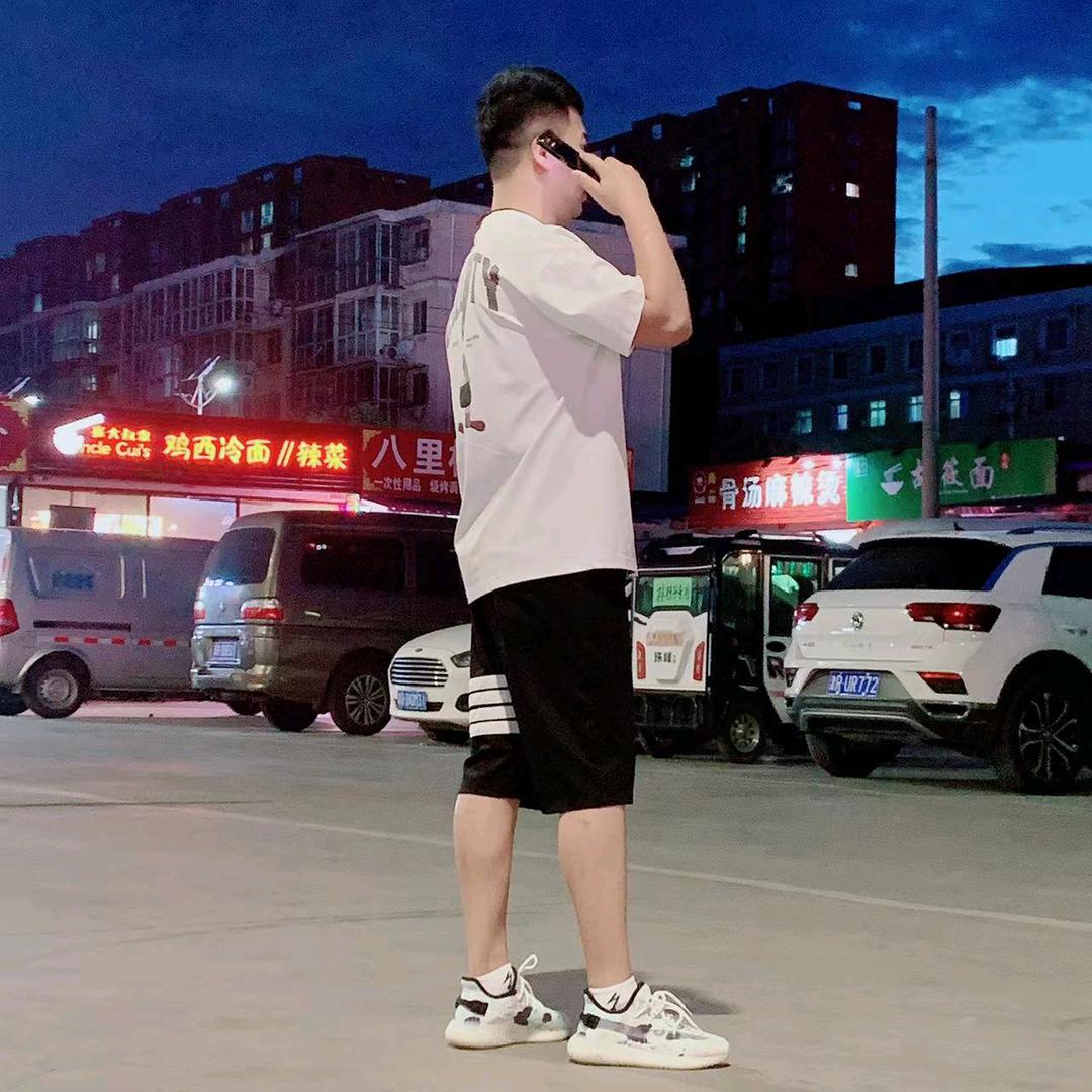 小怪兽🇨🇳