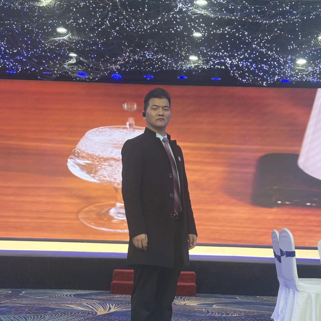 李亚龙—贵州省酒厂家