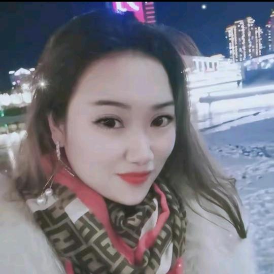 琼儿