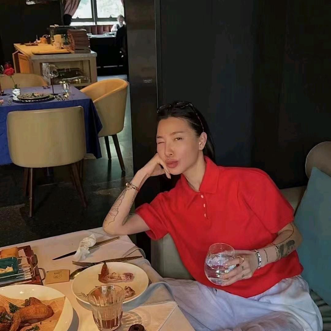 甄+女装