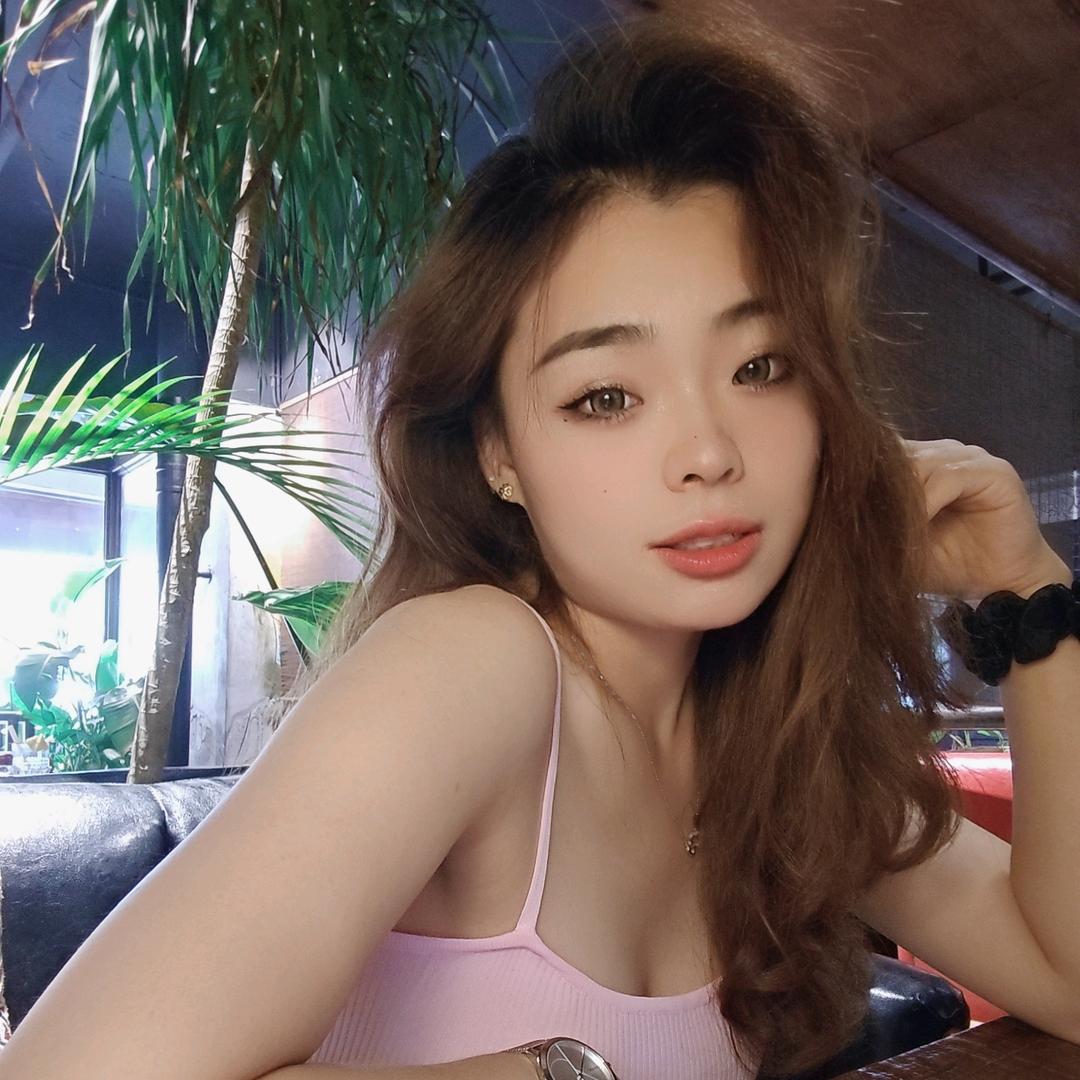 𝒲