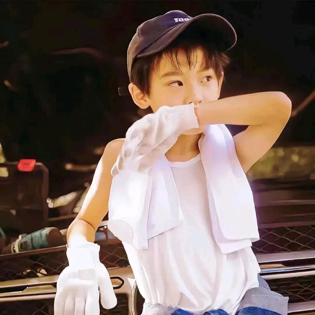 偷吃饼干🍪长大