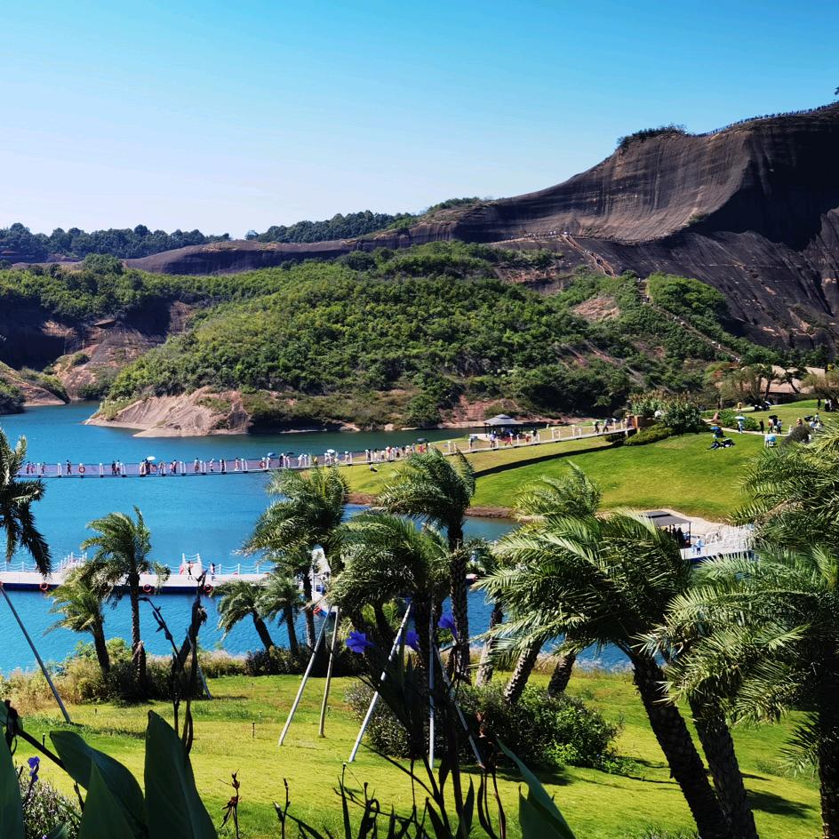 芳芳爱唱歌🎤🎤