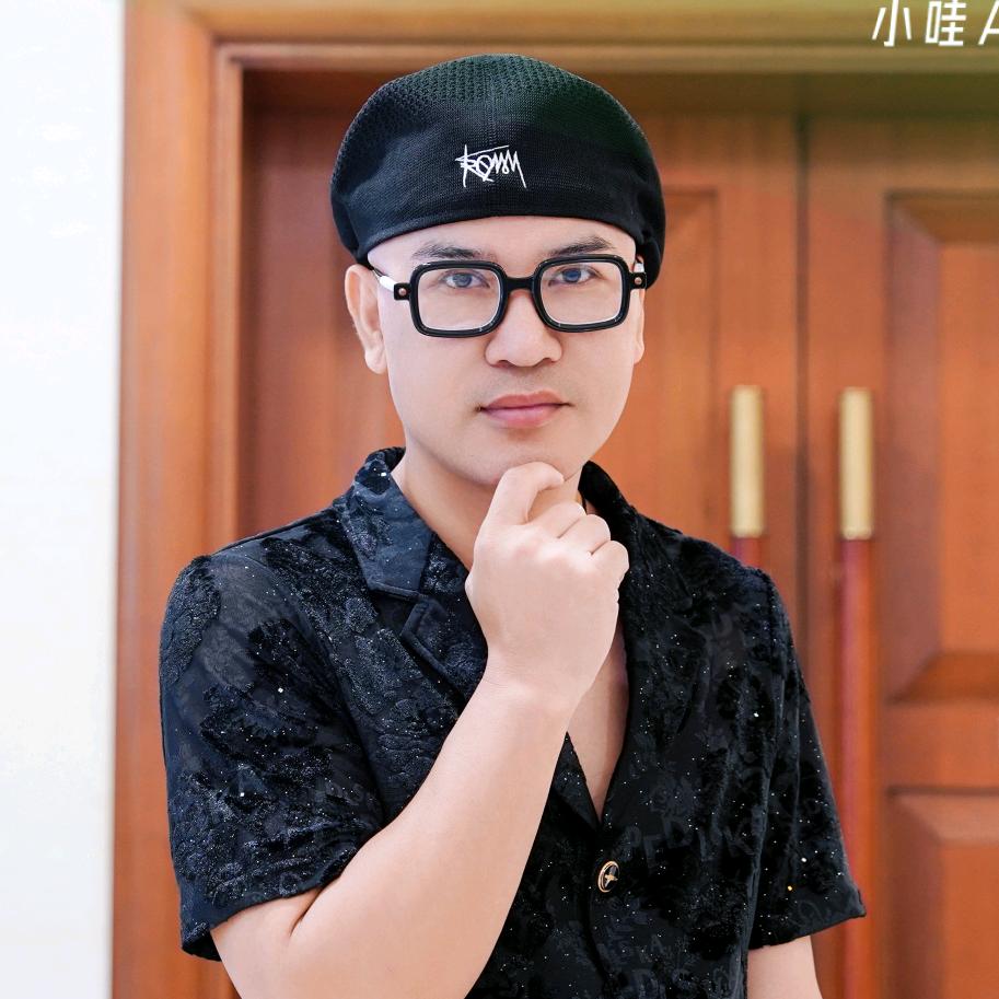 明歌  自媒体美业人