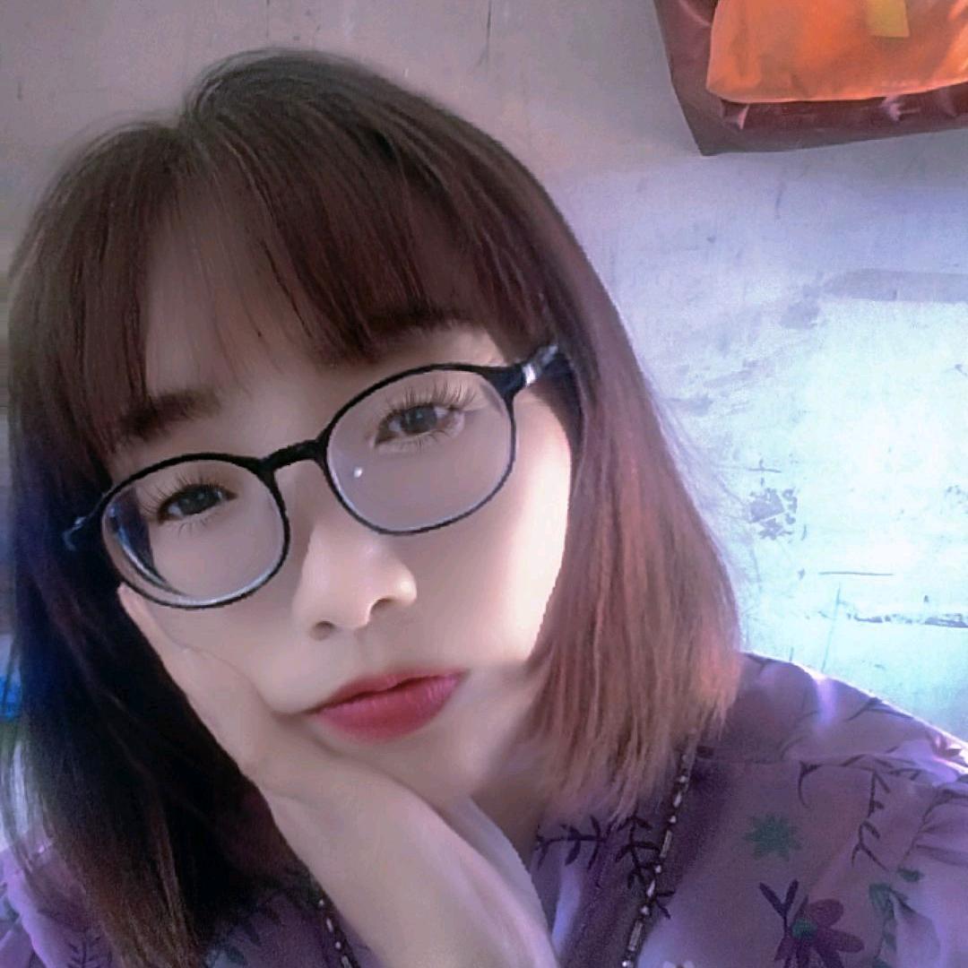 黄姐每天早上九点十分直播唱歌聊天主播