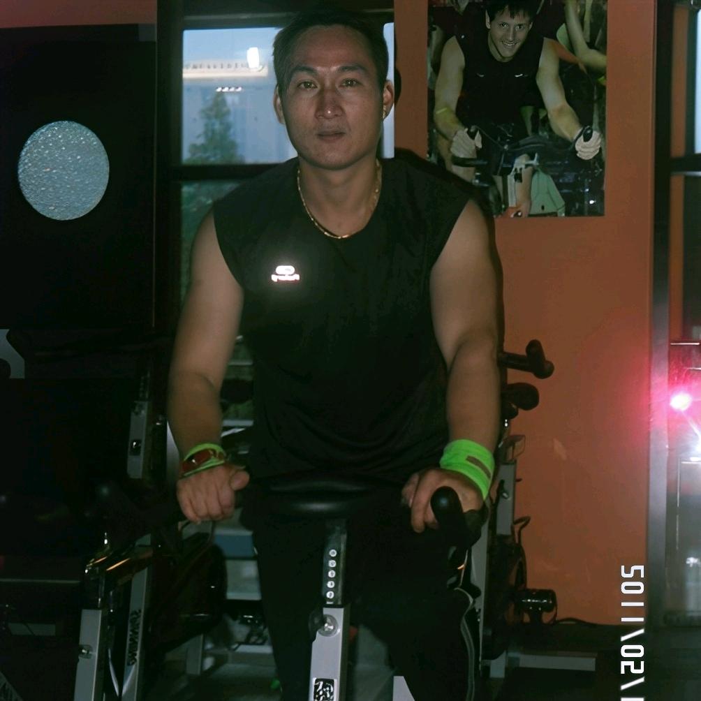 重生币王沈逸辰头像